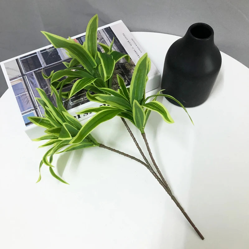 Palmier Artificial 36cm cu 3 Capete, Ramură de Bambus din Plastic Tropical pentru Decorarea Biroului și Casei