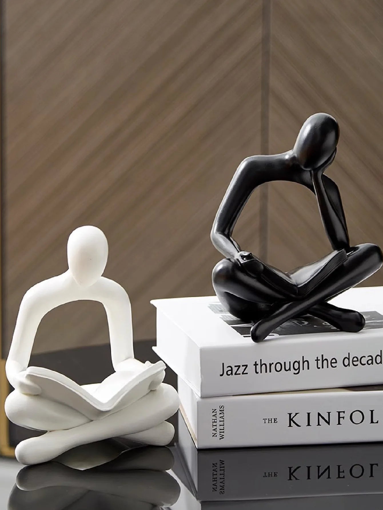 Decorațiune Modernă Artă Abstractă - Suport Cărți Creativ pentru Living și Dulap Vinuri