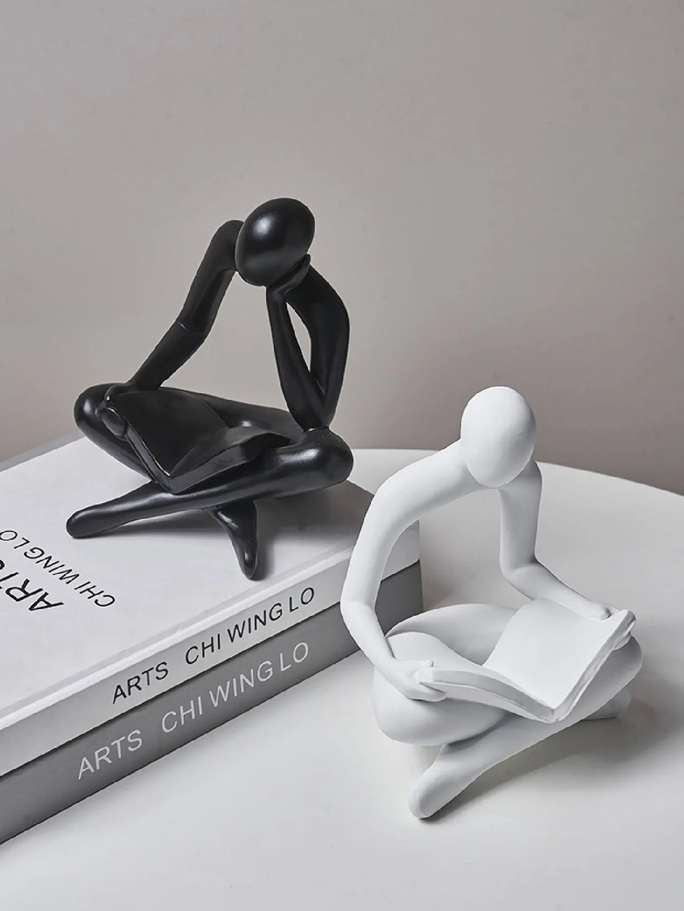 Decorațiune Modernă Artă Abstractă - Suport Cărți Creativ pentru Living și Dulap Vinuri